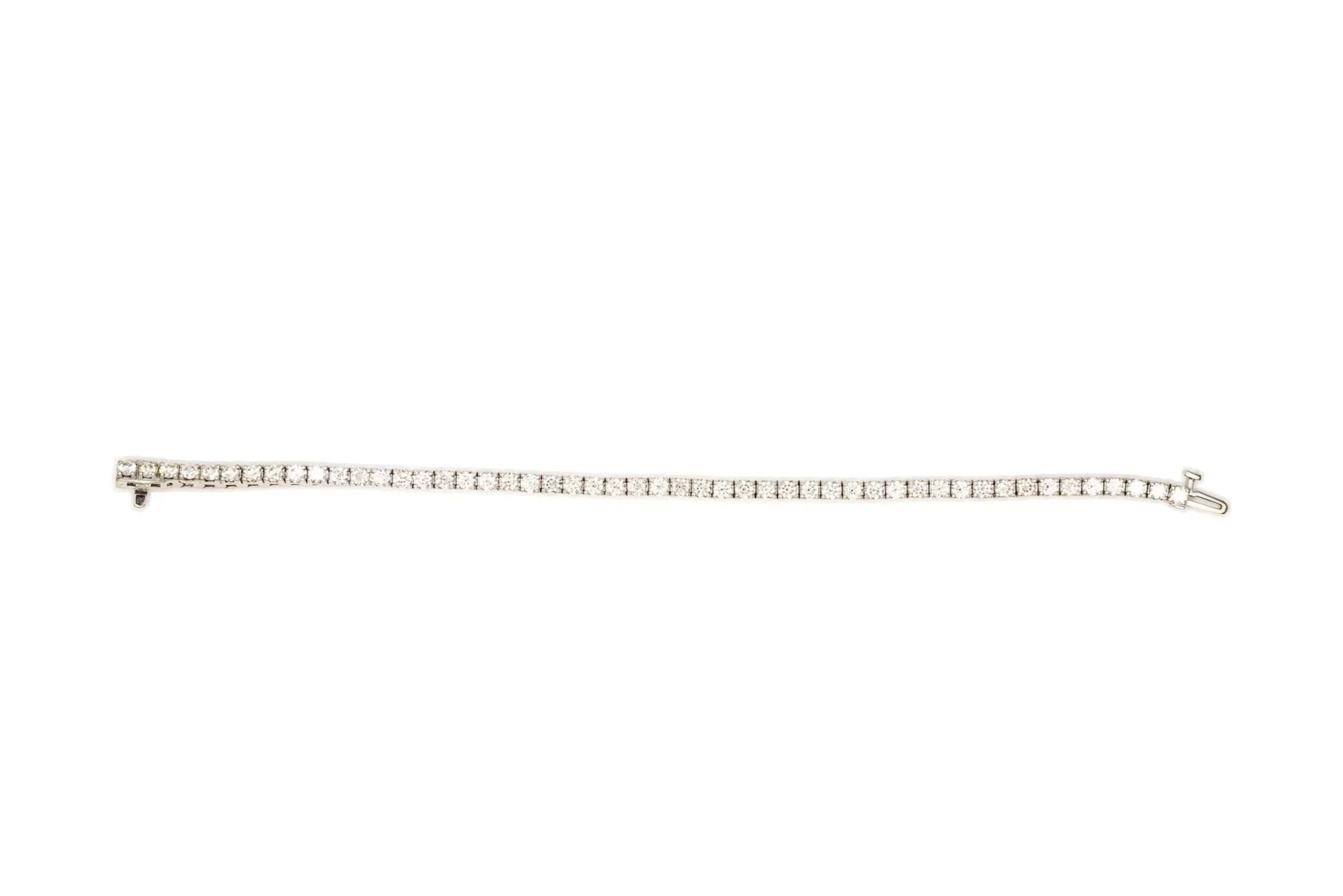 (T)White Gold Round Brilliant Cut Diamond Tennis Bracelet