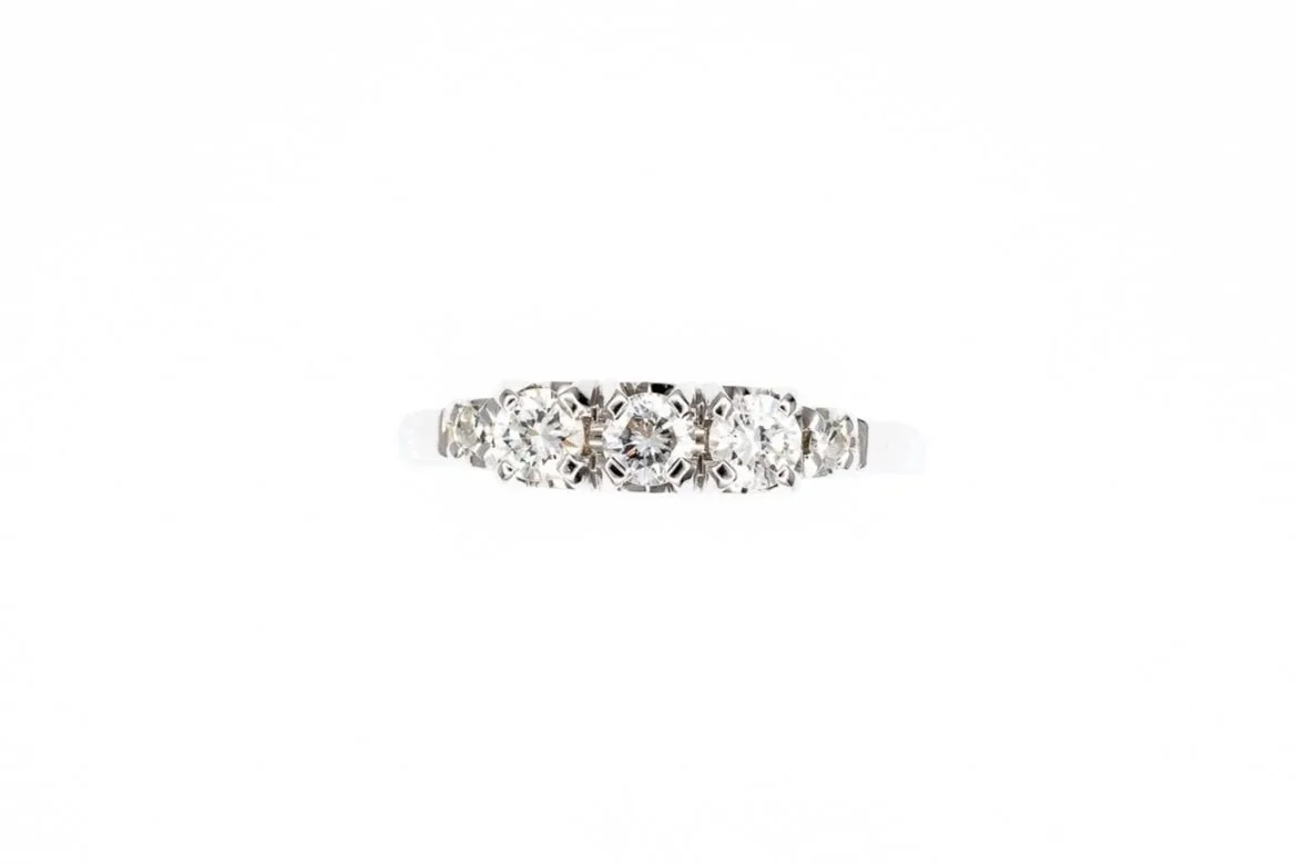 (T)White Gold Multi Diamond Five Stone Ring