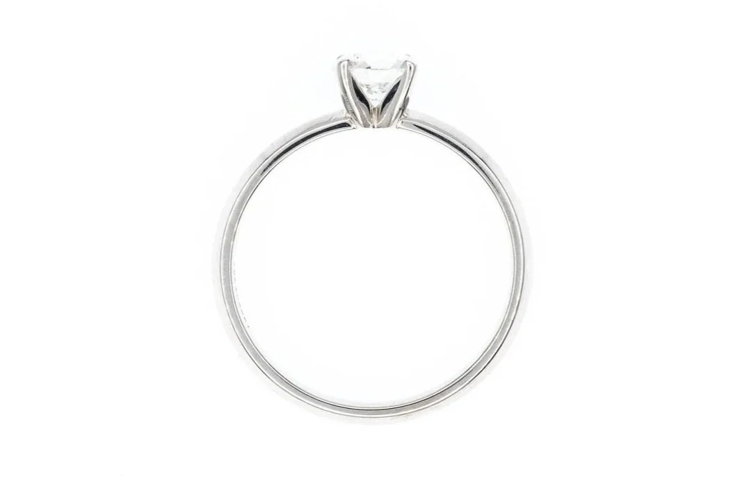 (F)White Gold Solitaire Round Brilliant Cut Diamond Engagement Ring