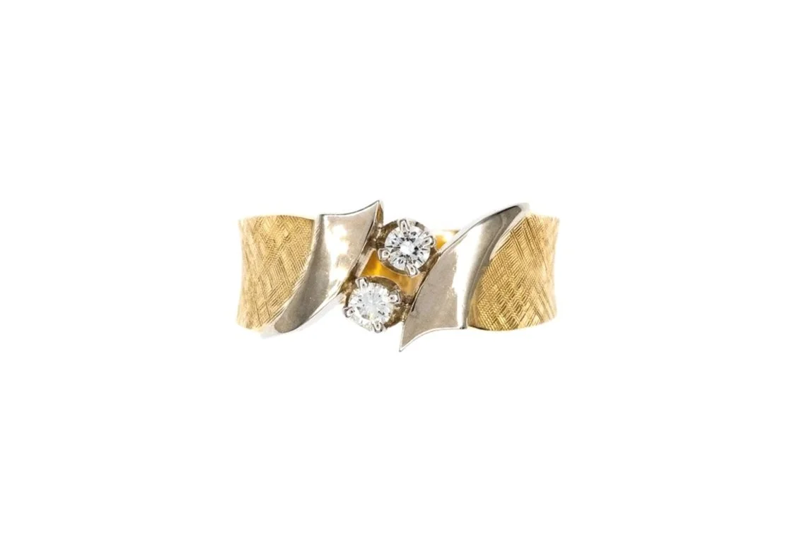 (T)White Gold Yellow Florentine Gold Diamond Ring
