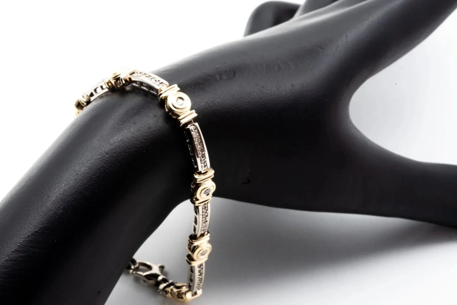 (W)White Yellow Gold Round Brilliant Cut Diamond Tennis Bracelet