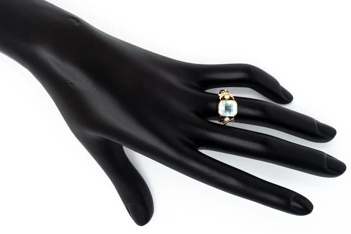 (H)Yellow Gold Diamond Aquamarine Gemstone Ring