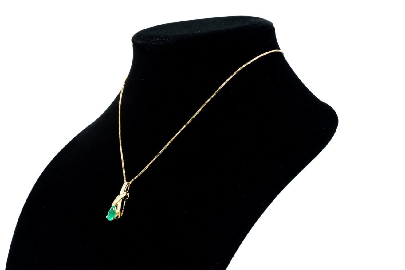 (S)Yellow Gold Diamond Emerald Drop Slider Pendant