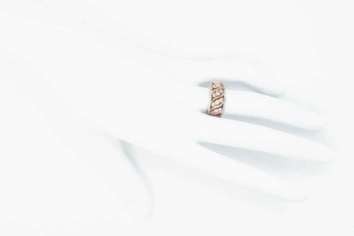 (H)White Rose Gold Round Brilliant Cut Multi Diamond Ring