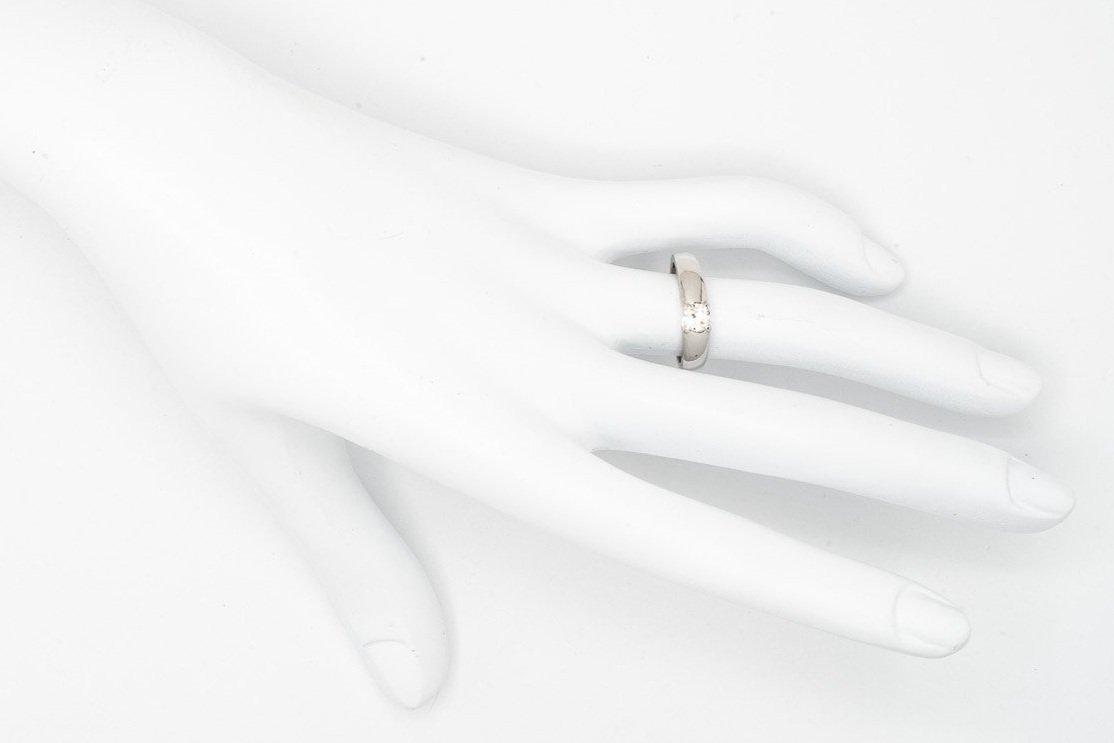 (H)White Gold Solitaire Canadian Diamond Engagement Ring