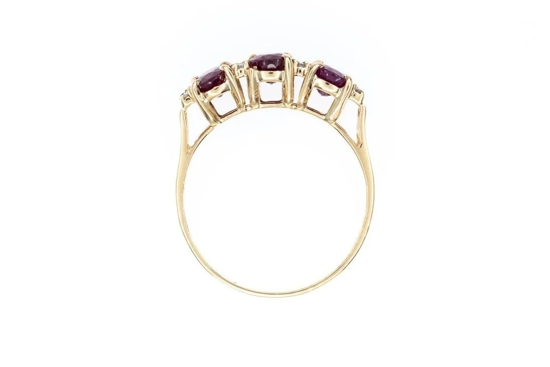 (F)Yellow Gold Diamond Ruby Gemstone Ring