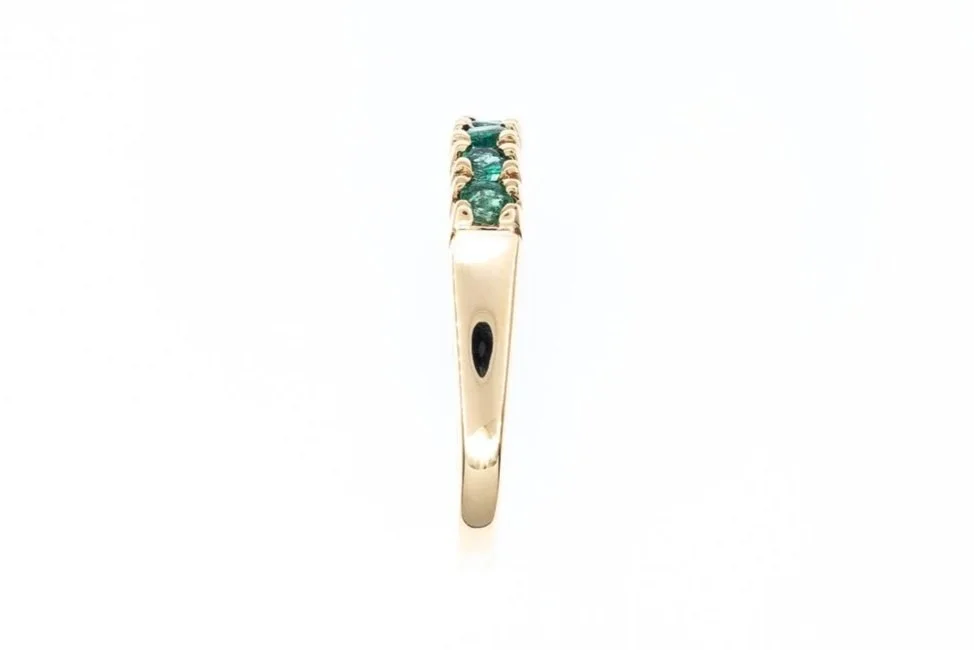 (S)Yellow Gold Emerald Gemstone Band