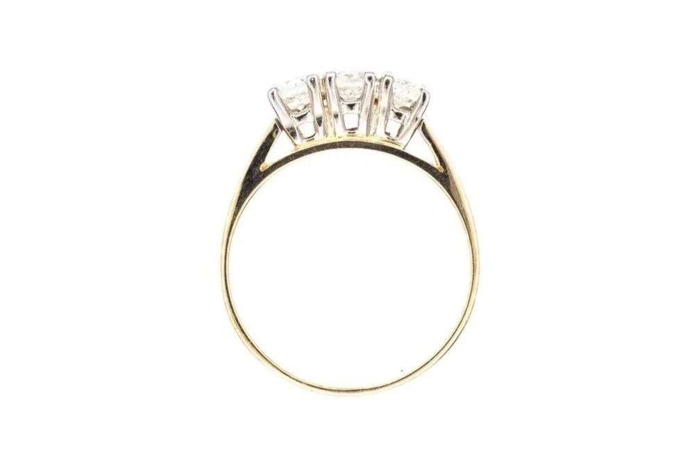 (F)Yellow Gold Three Stone Multi Diamond Ring