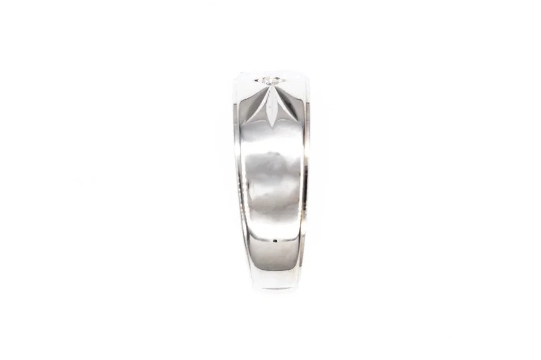 (S)White Gold Solitaire Single Cut Diamond Band