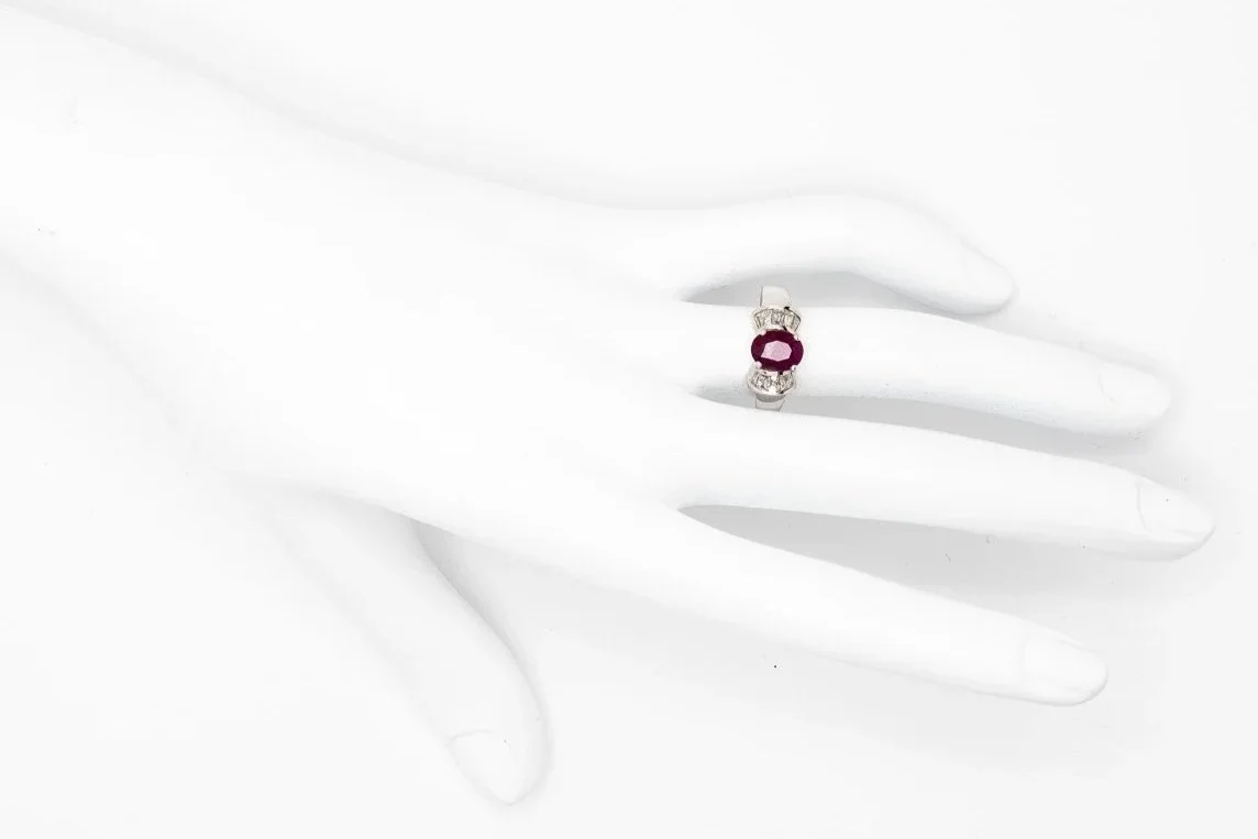 (H)White Gold Diamond Ruby Gemstone Ring