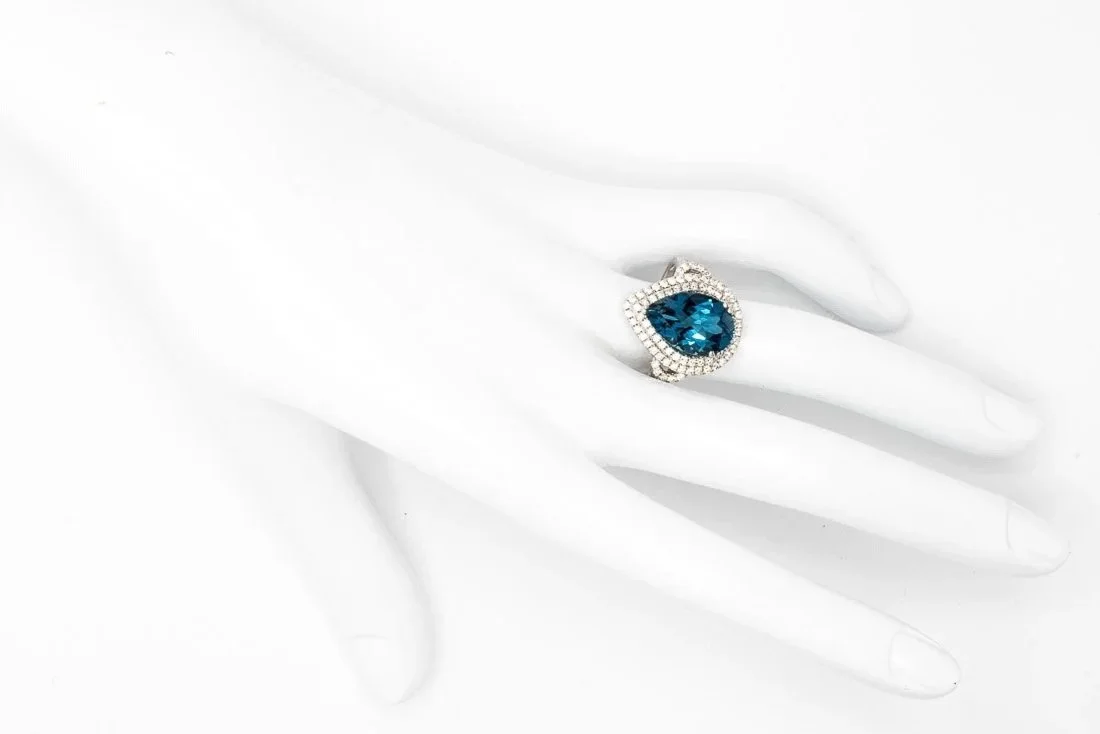 (H)White Gold Diamond Blue Topaz Effy Designer Ring