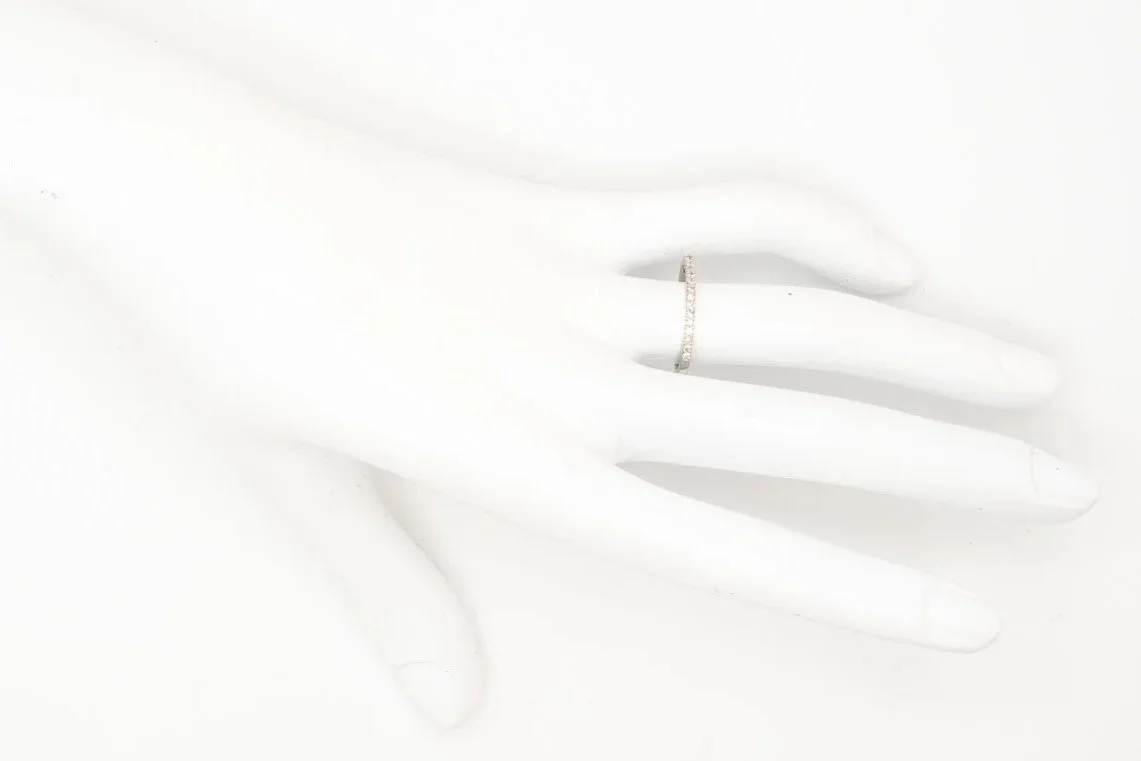 (H)White Gold Round Brilliant Cut Diamond Band