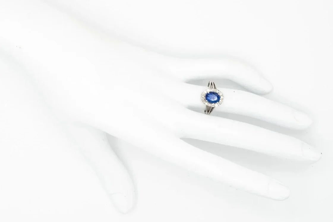 (H)White Gold Diamond Tanzanite Cluster Gemstone Ring