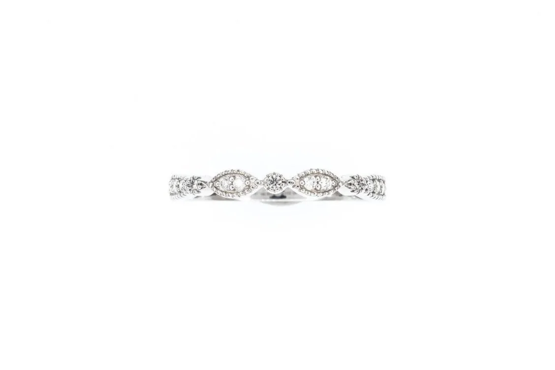 (T)White Gold Round Brilliant Cut Diamond Band