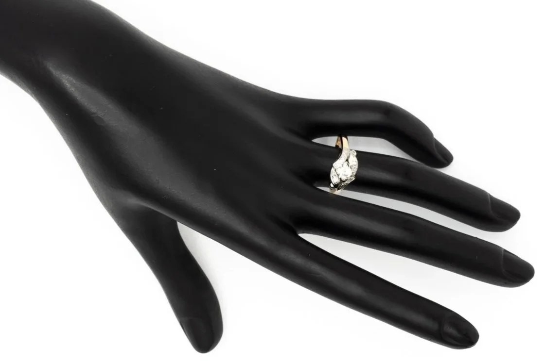 (H)Yellow White Gold Round Brilliant Cut Diamond Engagement Ring