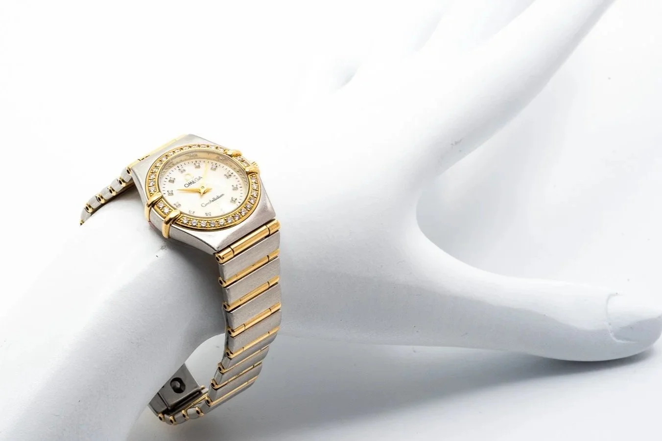 (W)23mm Stainless Steel Yellow Gold Diamond Omega Constellation Wristwatch