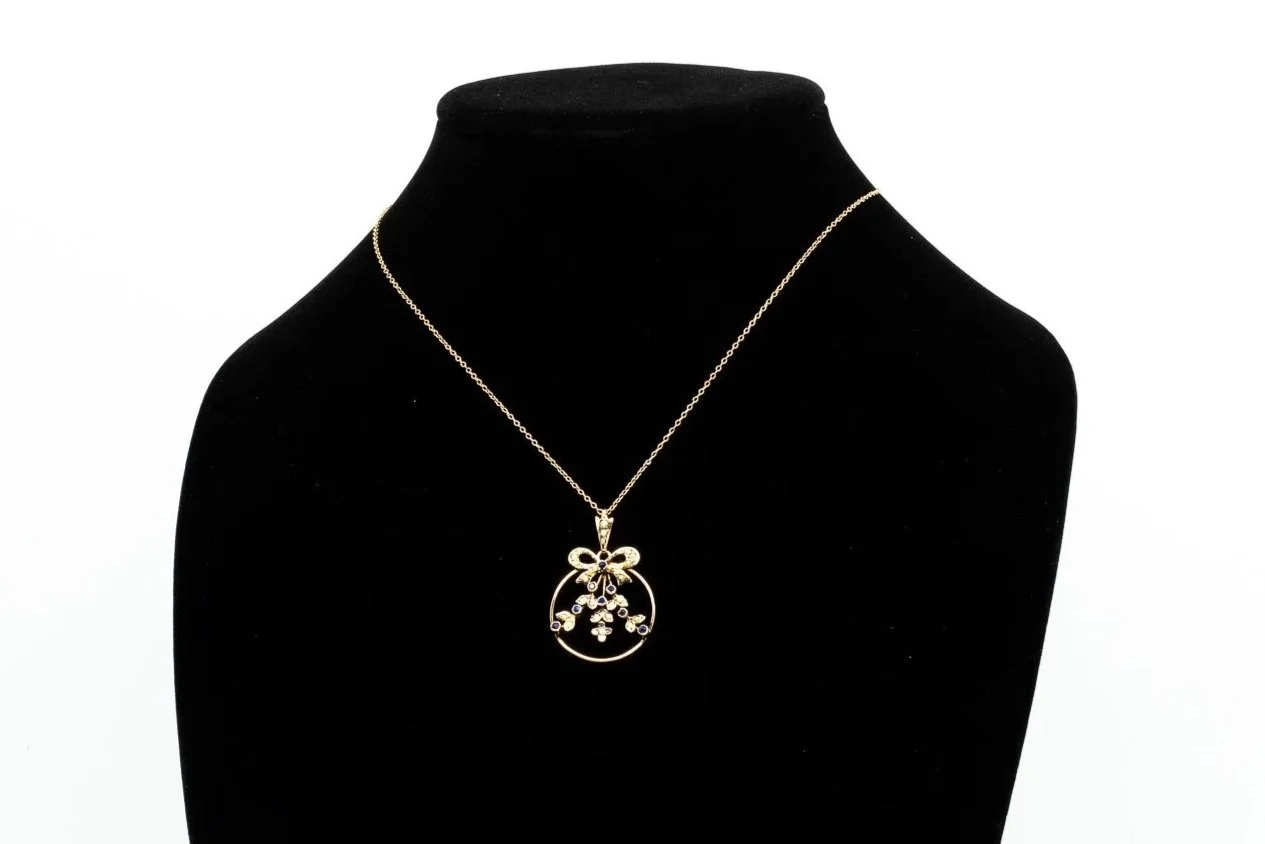 (F)Yellow Gold Seed Pearl Sapphire Birks Floral Motif Pendant Necklace