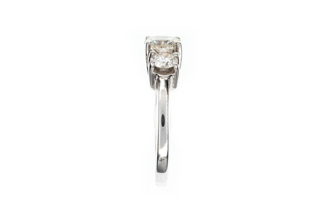 (S)White Gold Round Brilliant Cut Three Stone Multi Diamond Ring
