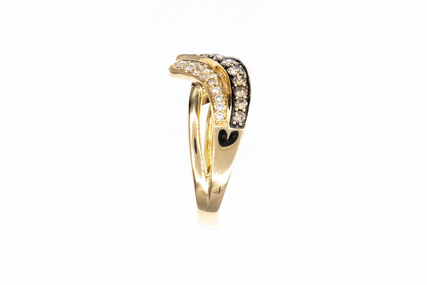 (S)Yellow Gold Round Brilliant Cut Diamond LeVian Designer Ring