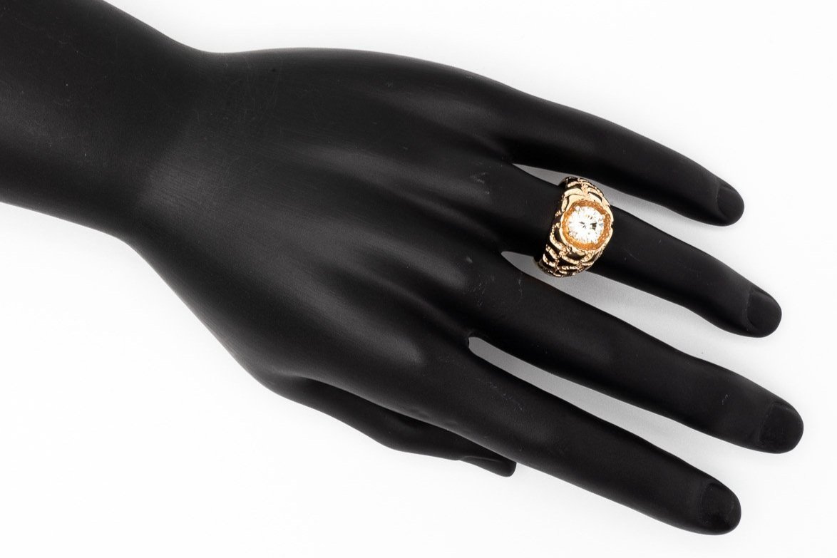 (H)Yellow Gold Solitaire Round Brilliant Cut Diamond Men's Band