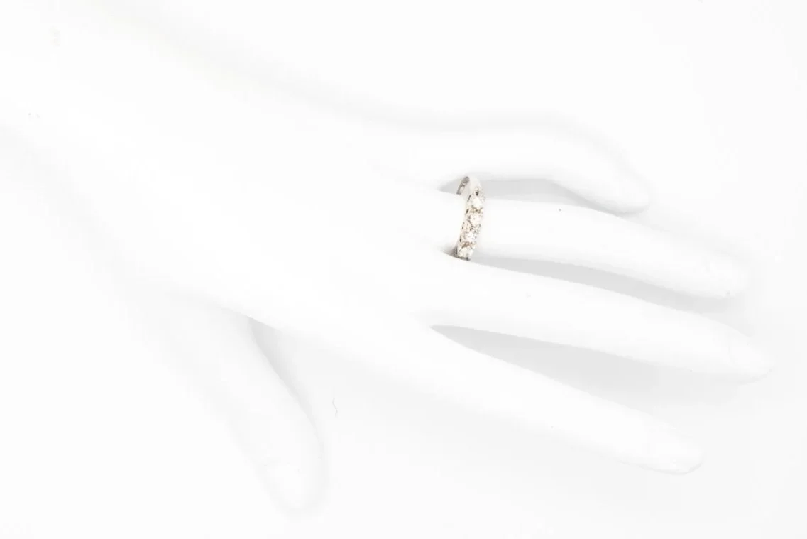 (H)White Gold Round Brilliant Cut Diamond Band