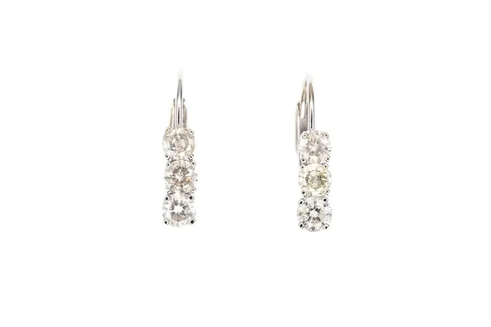 (T)White Gold Round Brilliant Cut Diamond Lever Back Stud Earrings
