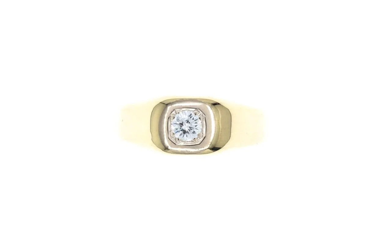 (T)Solitaire Yellow Gold Round Brilliant Cut Diamond Men's Band