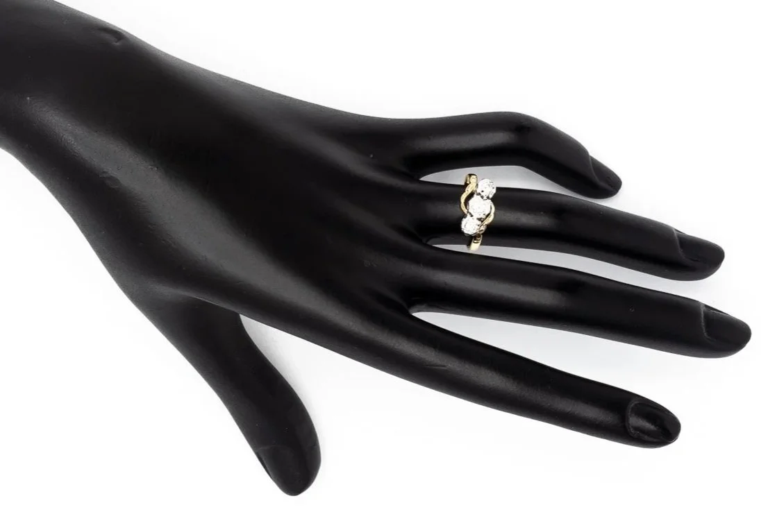 (H)Yellow Gold Platinum Diamond Three Stone Ring