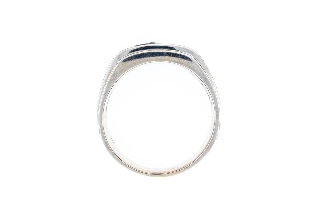 (F)White Gold Solitaire Ruby Men's Band