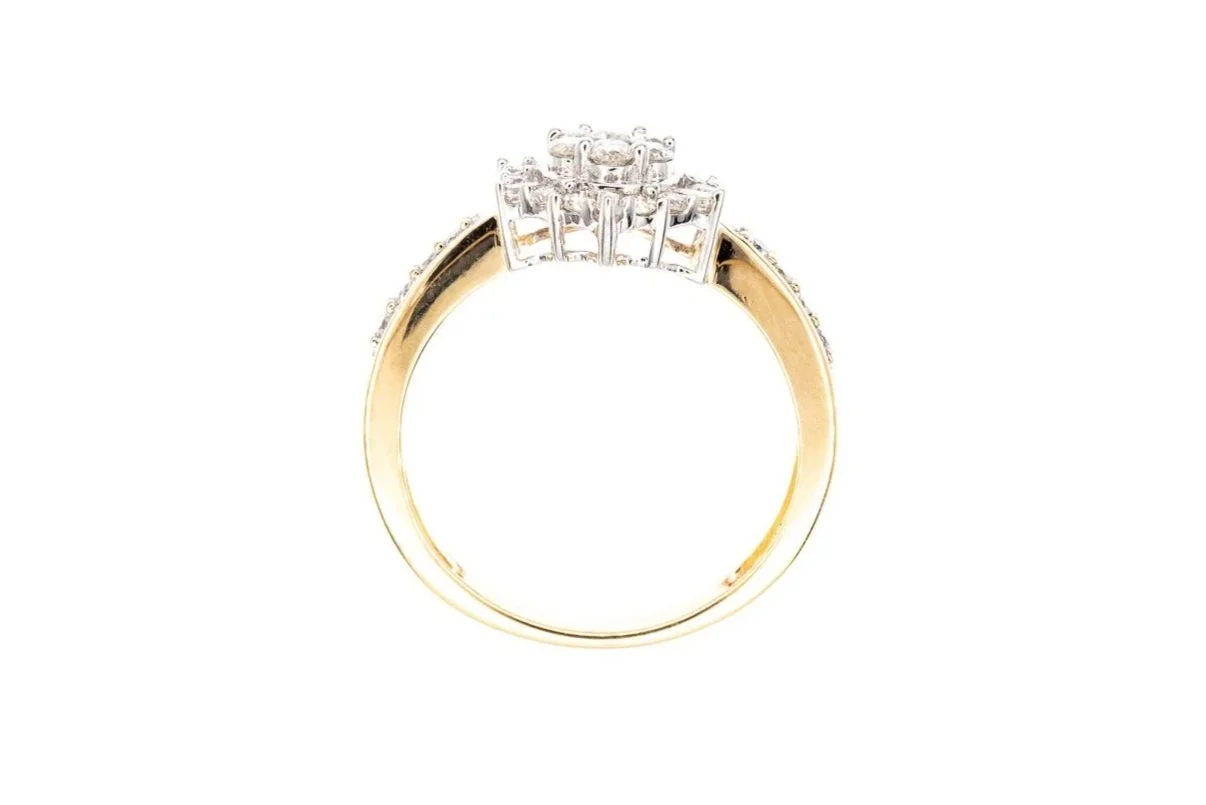 (F)White Yellow Gold Round Brilliant Baguette Cut Multi Diamond Ring