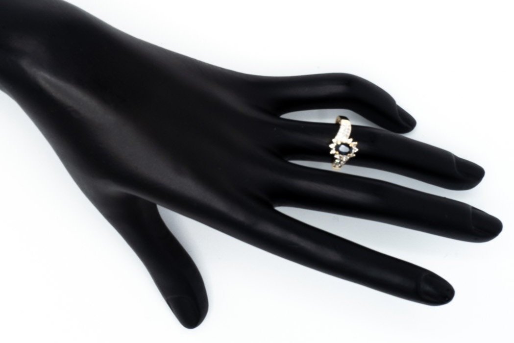 (H)Yellow Gold Diamond Sapphire Gemstone Ring