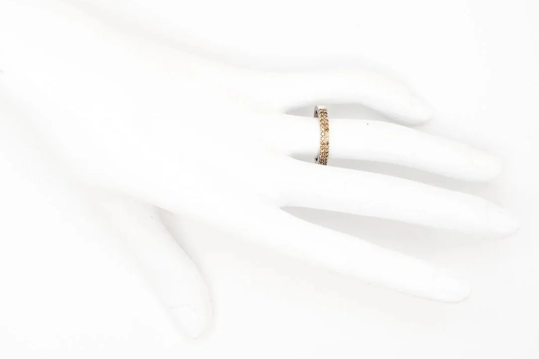 (H)White Gold Round Brilliant Cut Brown Diamond Band