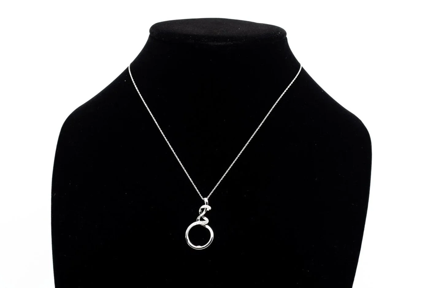 (F)White Gold Round Brilliant Cut Diamond Drop Slider Pendant