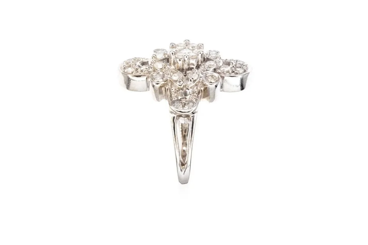 (S)White Gold Round Brilliant Cut Multi Diamond Ring