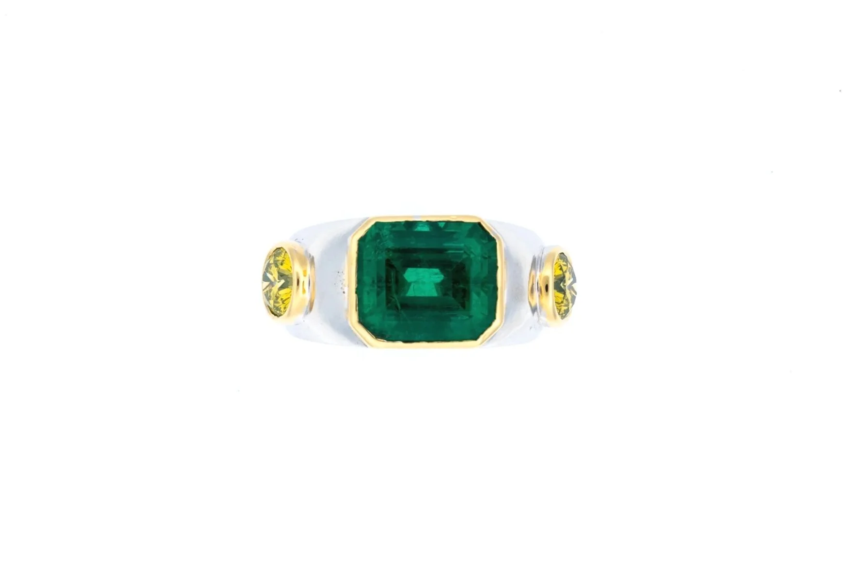 (T)White Yellow Gold Diamond Emerald Gemstone Ring