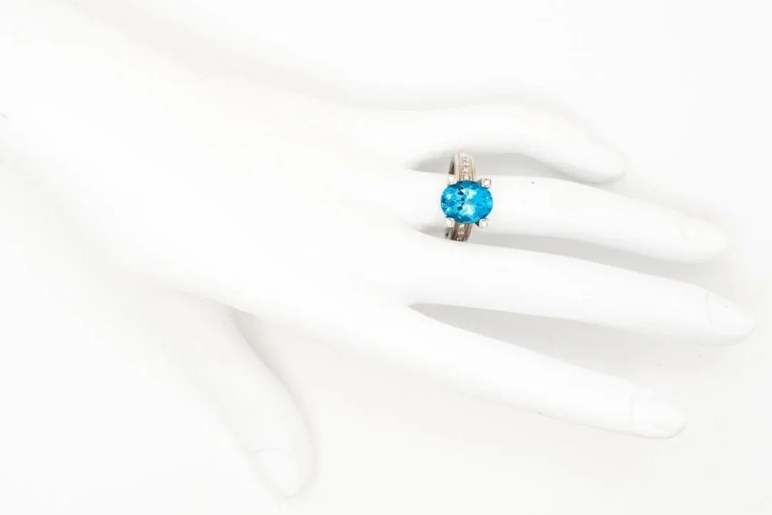 (H)White Gold Diamond Blue Topaz Gemstone Ring