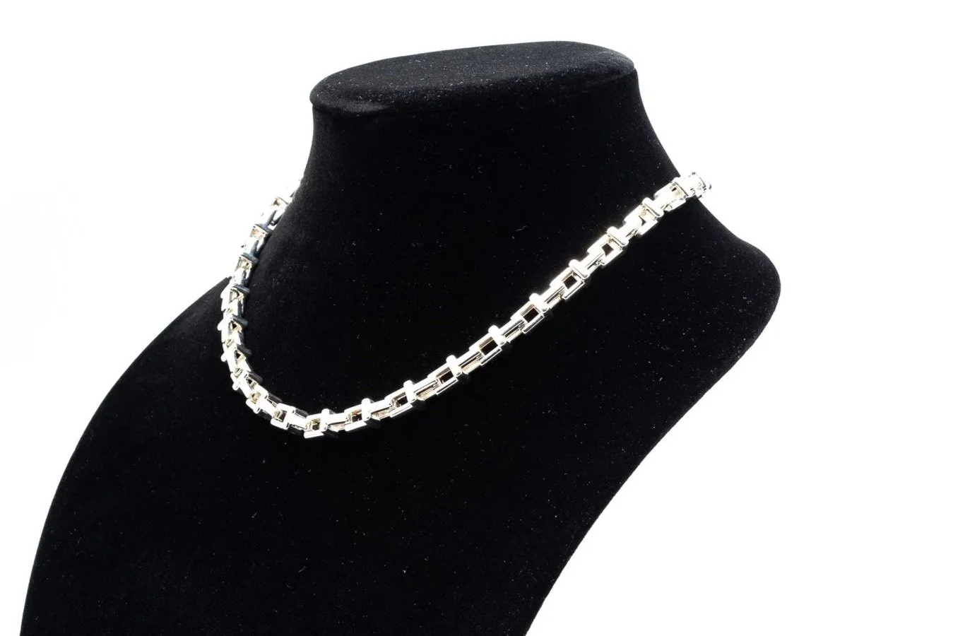 (S)Sterling Silver Tiffany & Co. T Link Designer Necklace