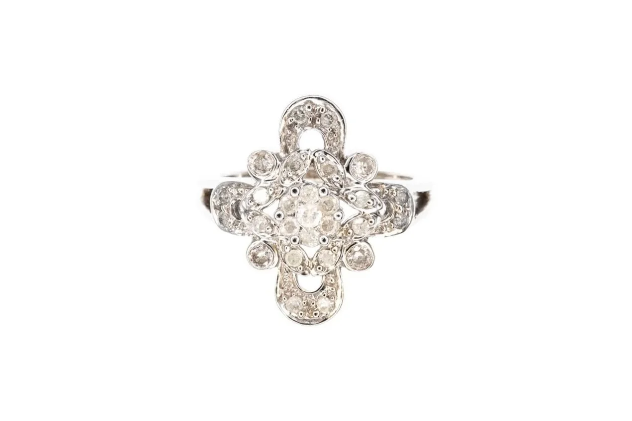 (T)White Gold Round Brilliant Cut Multi Diamond Ring