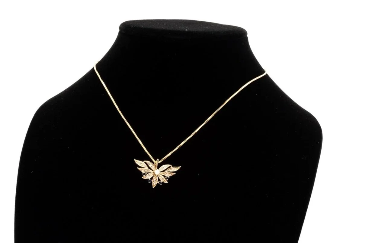 (F)Yellow Gold Diamond Sapphire Seed Pearl Floral Carved Pendant