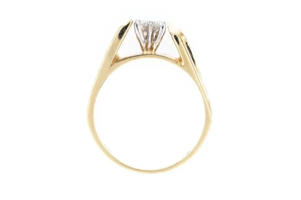 (F)Yellow Gold Solitaire Round Brilliant Cut Diamond Engagement Ring