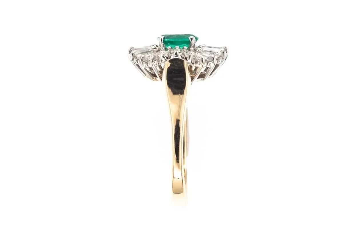 (S)Yellow White Gold Diamond Emerald Cluster Gemstone Ring