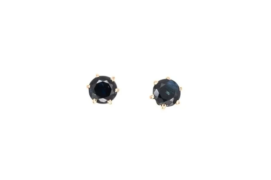 (T)Yellow Gold Solitaire Sapphire Stud Earrings