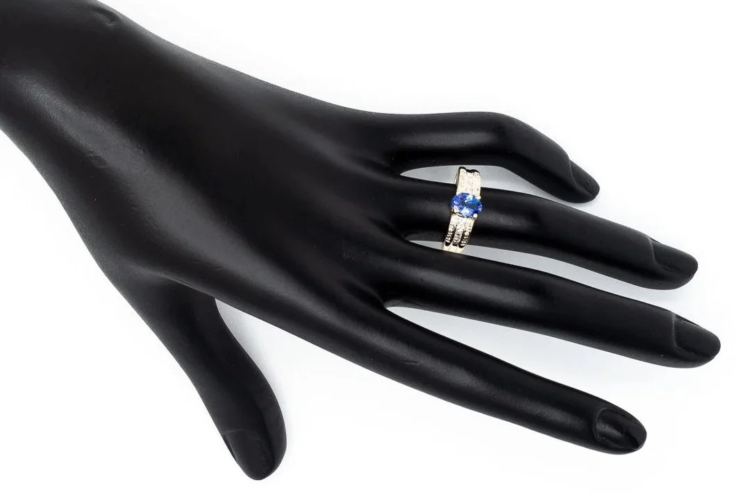 (H)Yellow Gold Diamond Tanzanite Gemstone Ring