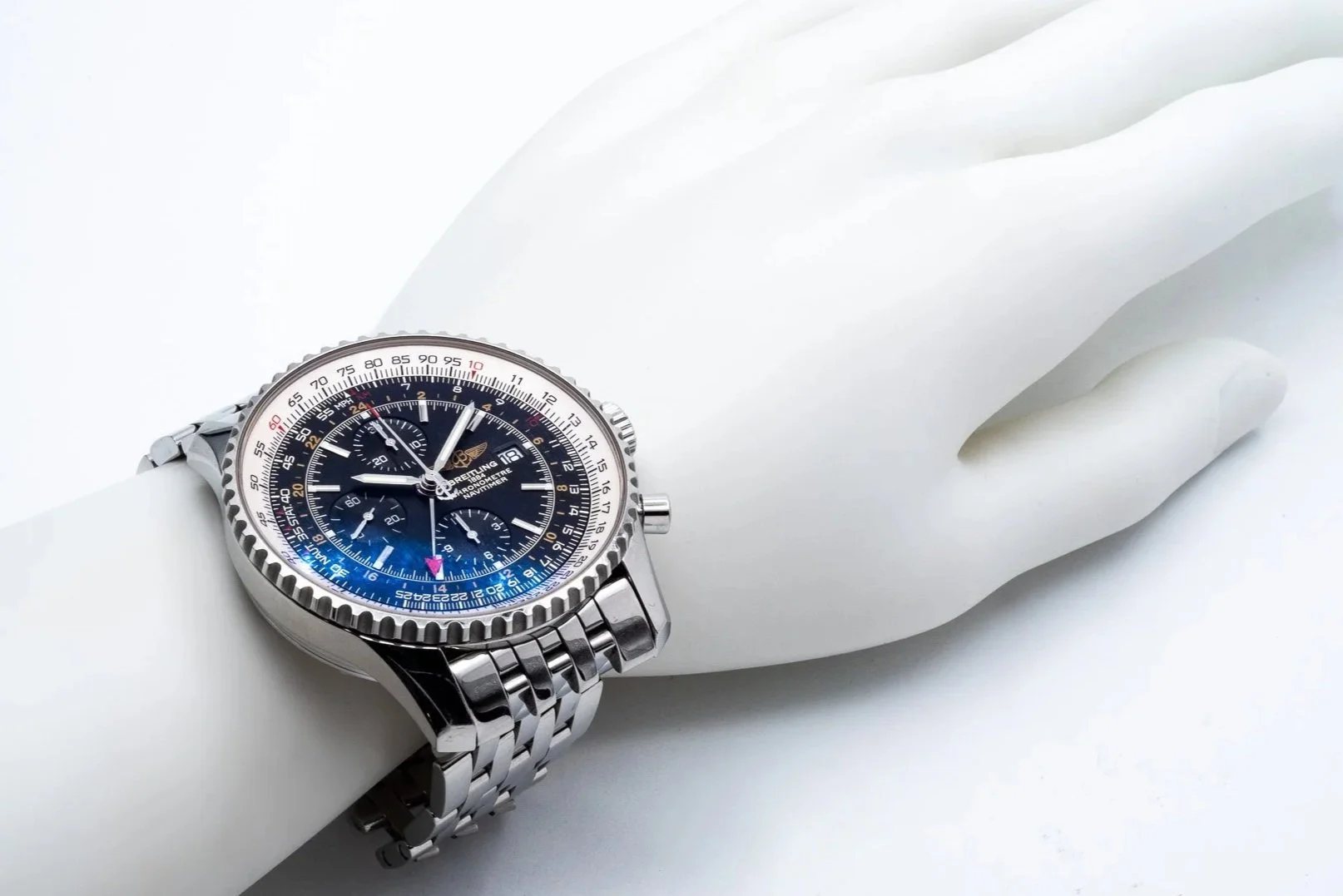 (W)46mm Stainless Steel Breitling Navitimer World Automatic Wristwatch