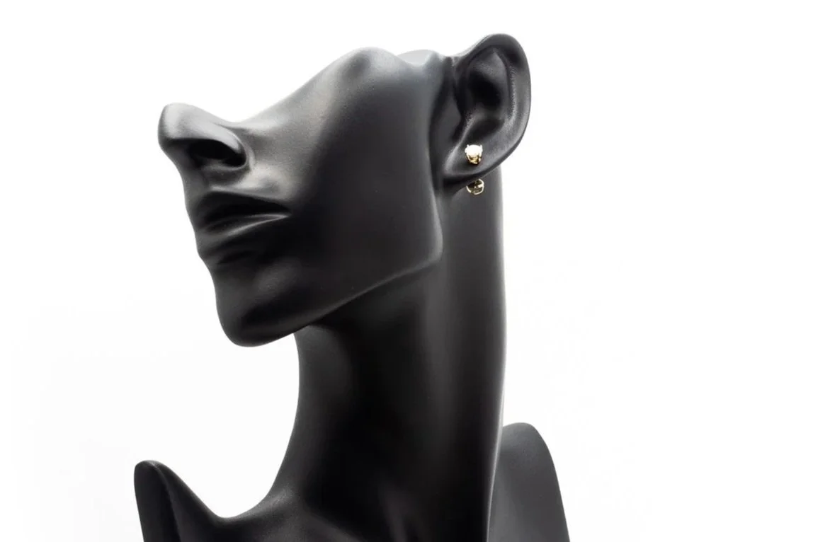 (F)Yellow Gold Solitaire Round Brilliant Cut Diamond Studs