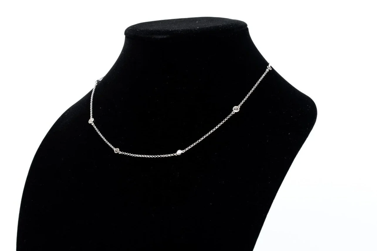 (F)White Gold Round Brilliant Cut Diamond Station Necklace