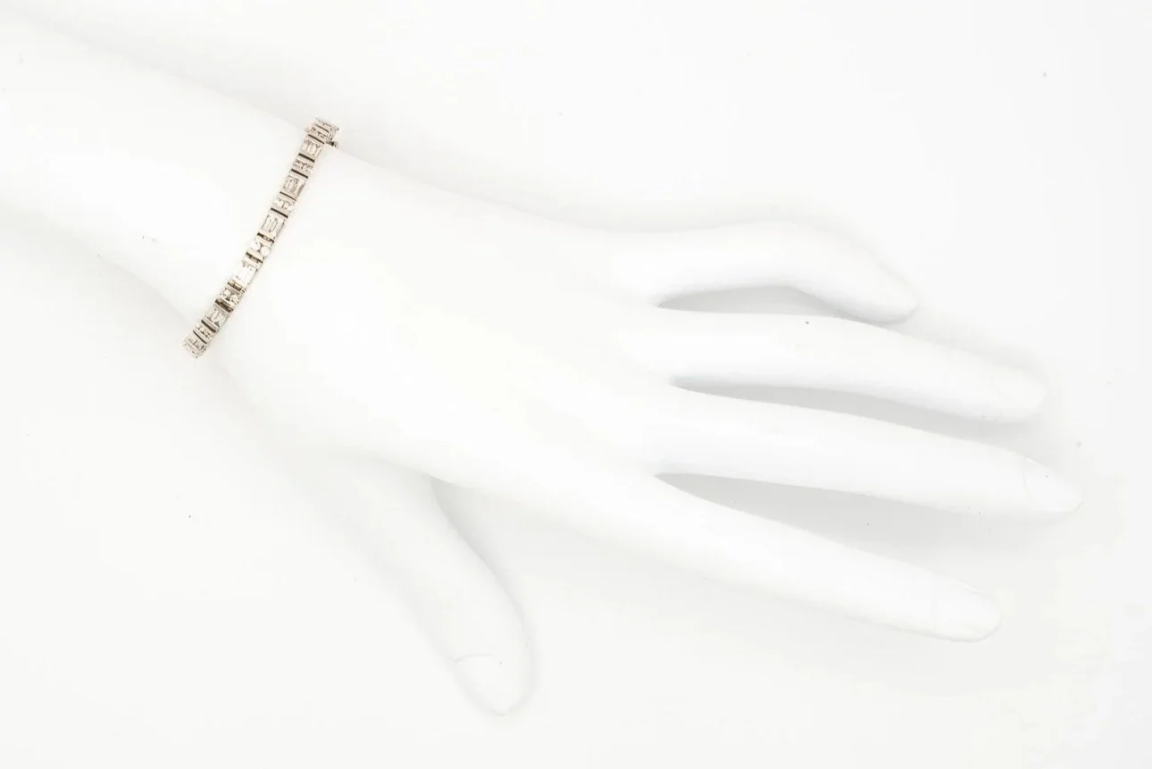 (H)White Gold Baguette Round Brilliant Cut Diamond Tennis Bracelet