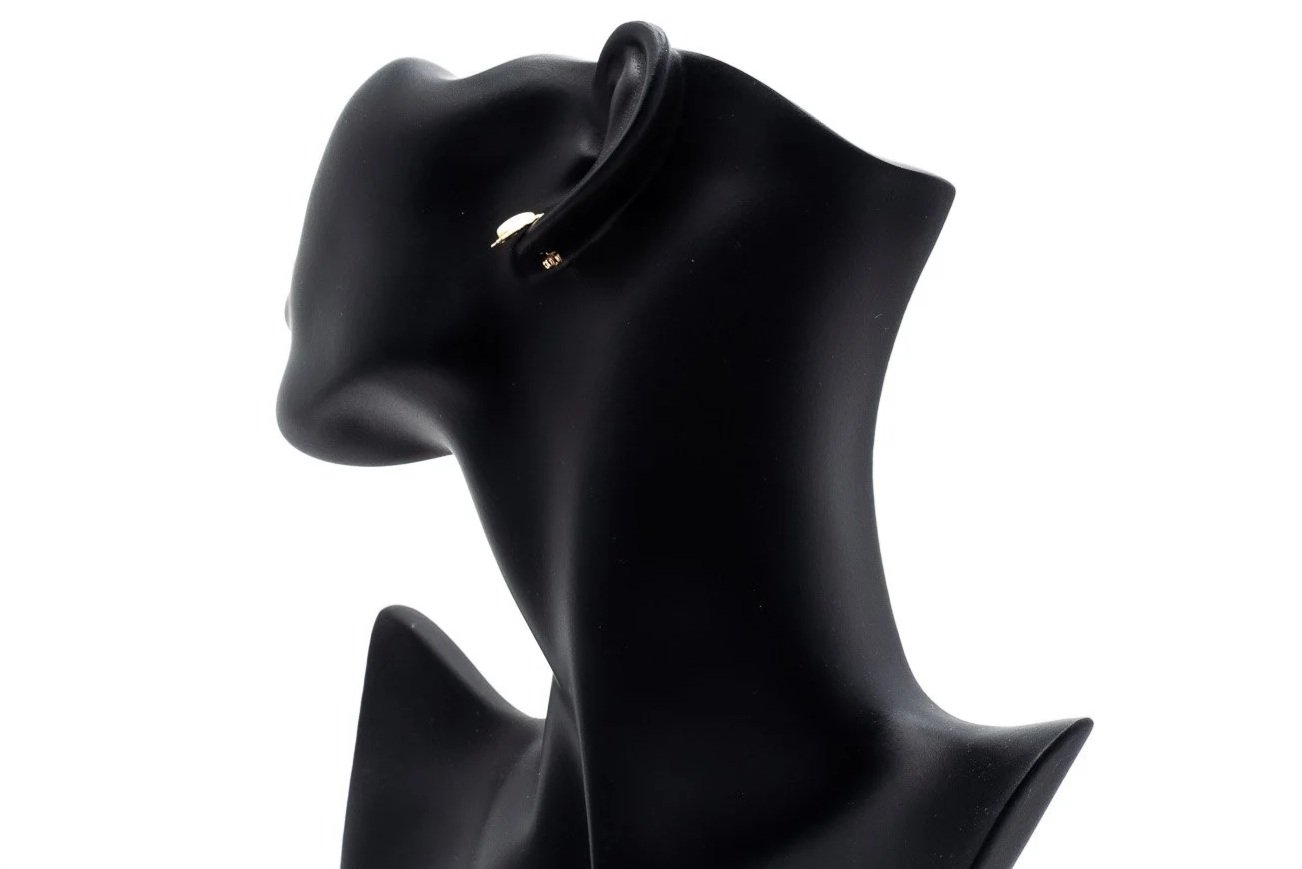 (B)Yellow Gold Solitaire White Opal Stud Earrings