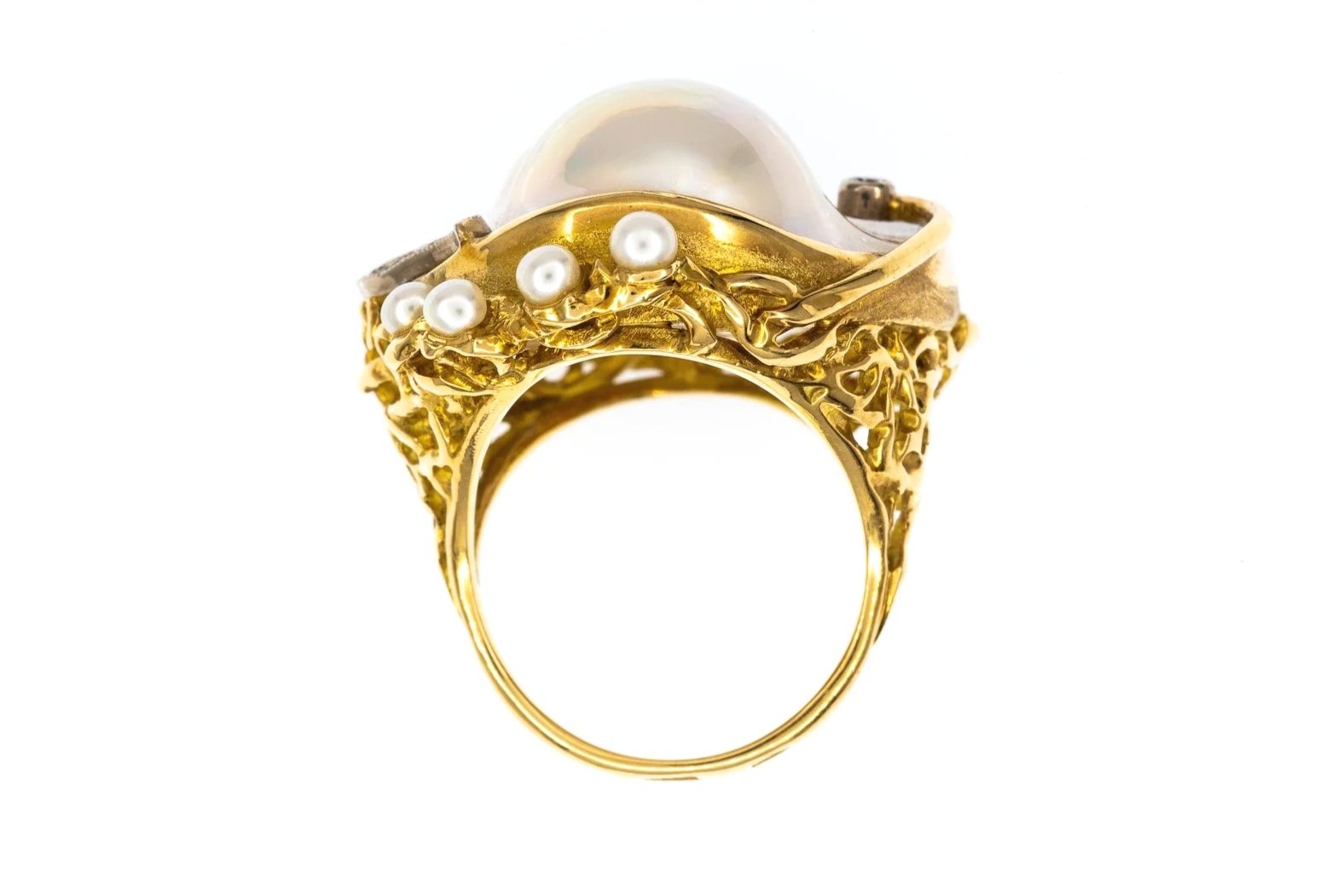 (F)Yellow Gold Diamond Pearl Gemstone Ring