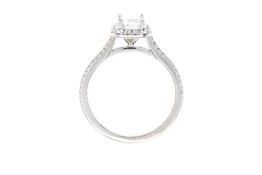 (F)White Gold Emerald Cut Canadian Diamond Engagement Ring